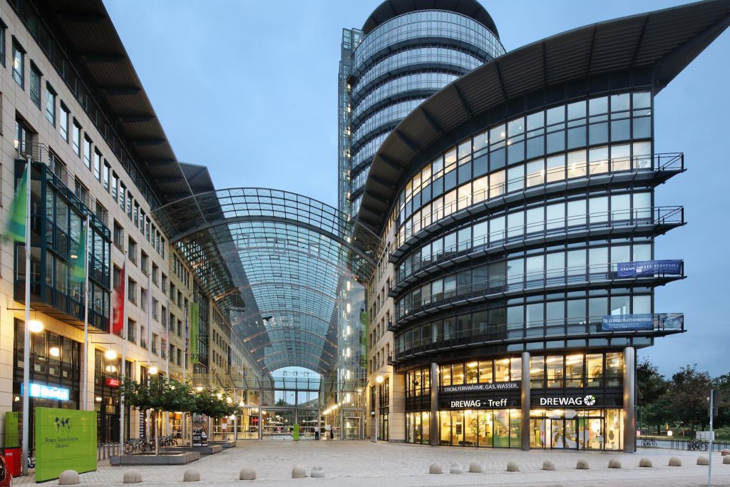 Außenansicht des WTC Dresden